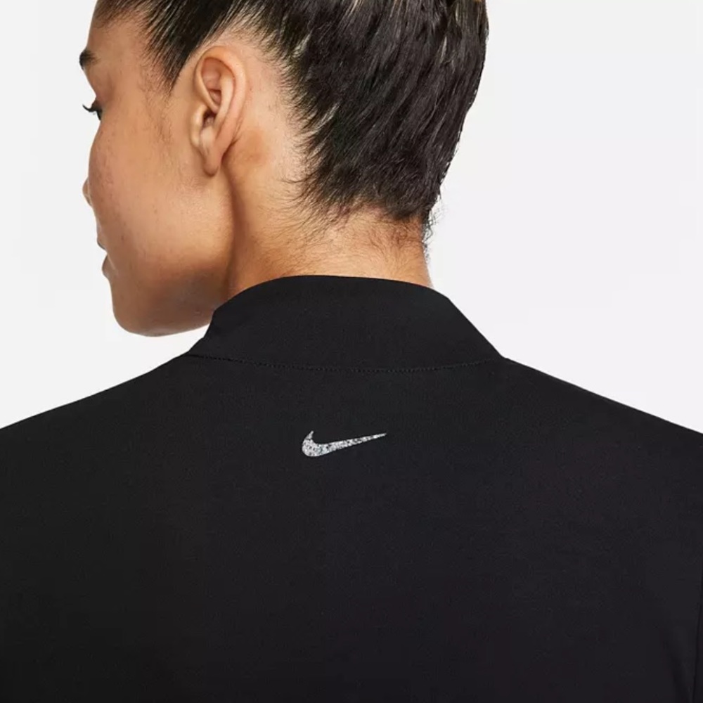Nike Women's Yoga Dri-FIT Luxe Long Sleeve Crop Top - Picture 5 of 9